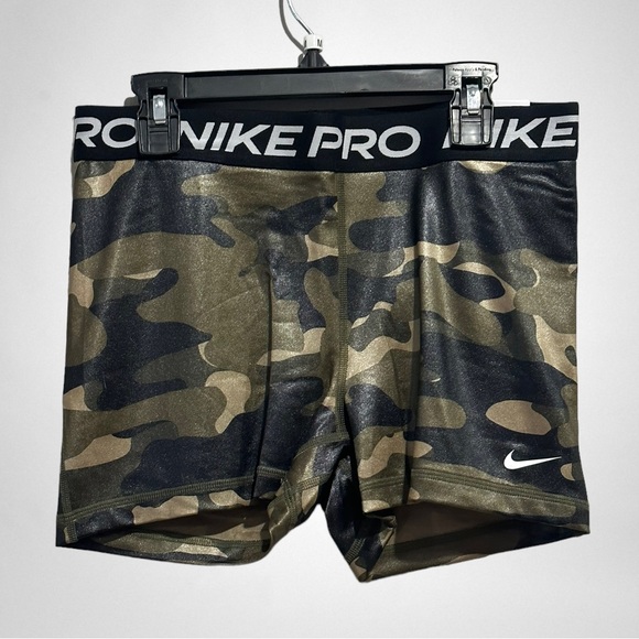 Nike Pro Dri-FIT 3" Green Camo Shorts DR7745-070 Women's Sz Med/Large You Pick! - Picture 1 of 3